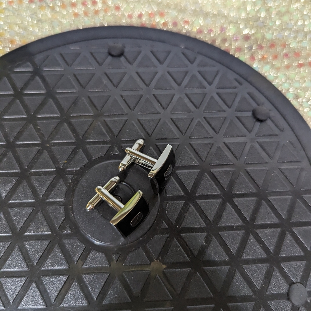 Cufflinks - Picture 3 of 5